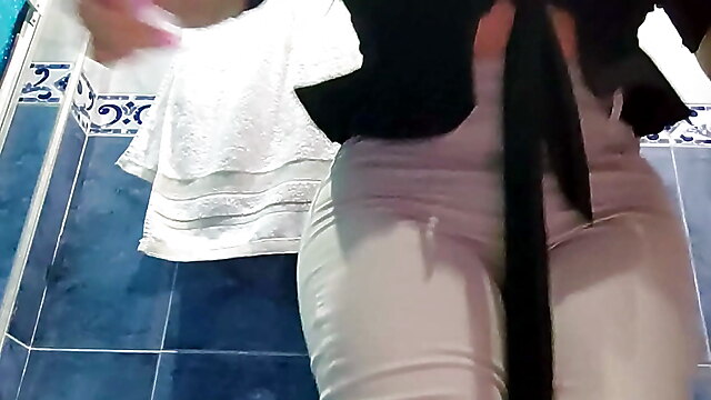 Porno camaras ocultas, meando, latina spy, latina grabando, camara escondida milf, spying hidden